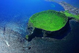 城山日出峰.jpg
